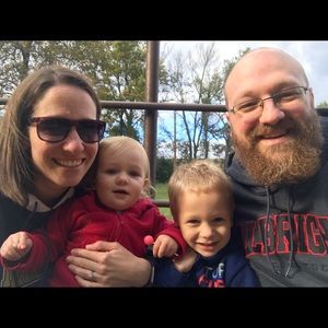 Meet your Posher, Elizabeth